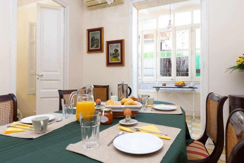 Cal Mateu 11 Huespedes Sagrada Familia Apartment Барселона Екстериор снимка