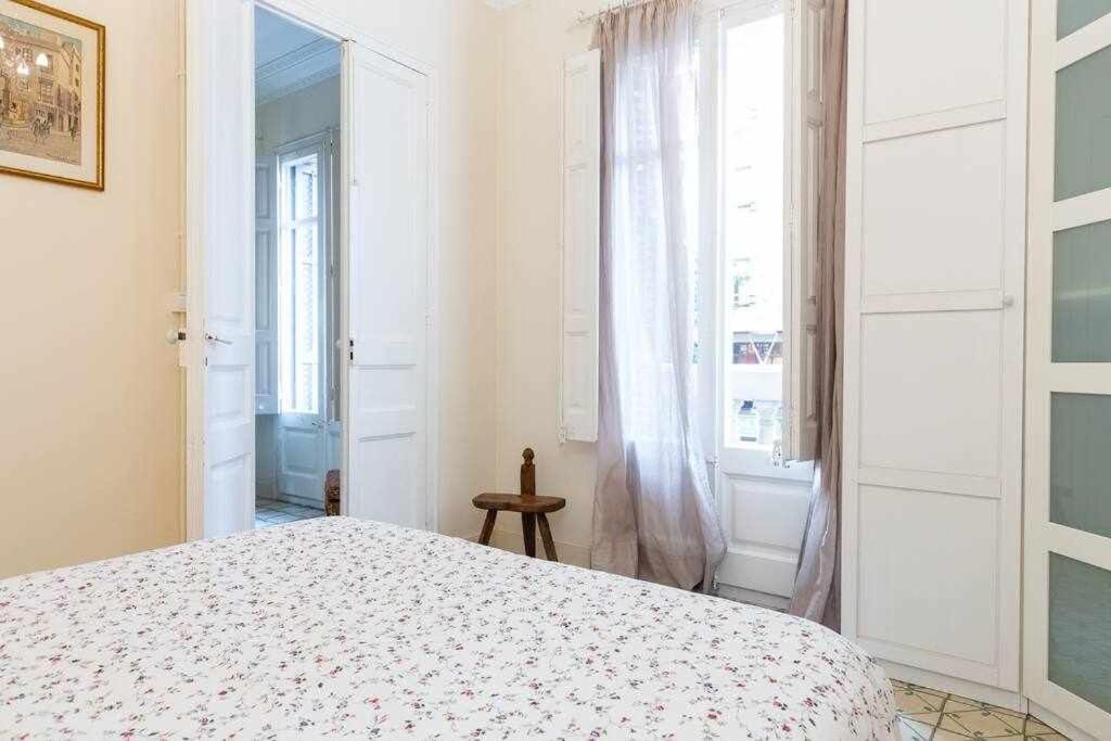 Cal Mateu 11 Huespedes Sagrada Familia Apartment Барселона Екстериор снимка